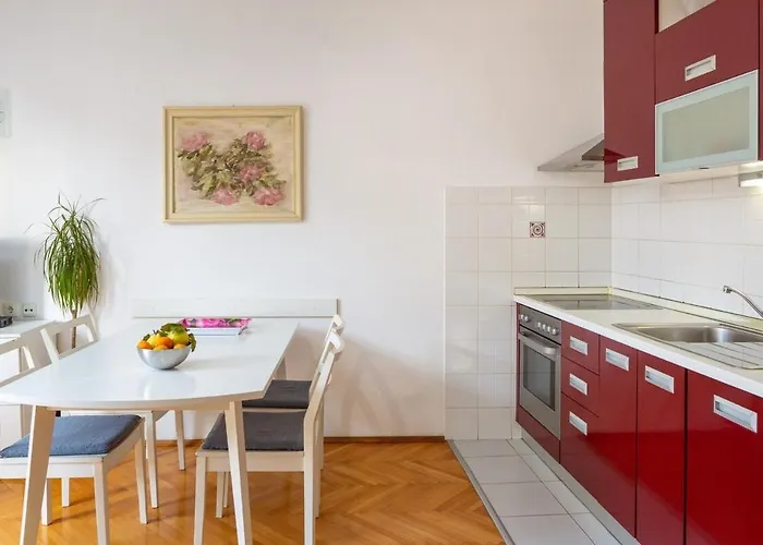 With Wifi - 21345 Apartament