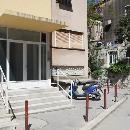 Apartment With Wifi - 21345 Split